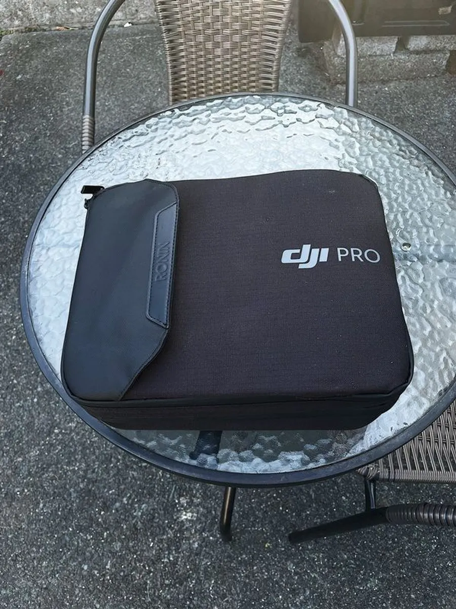 DJI (Ronin) RSC 2 Pro Combo Camera Gimbal - Image 1