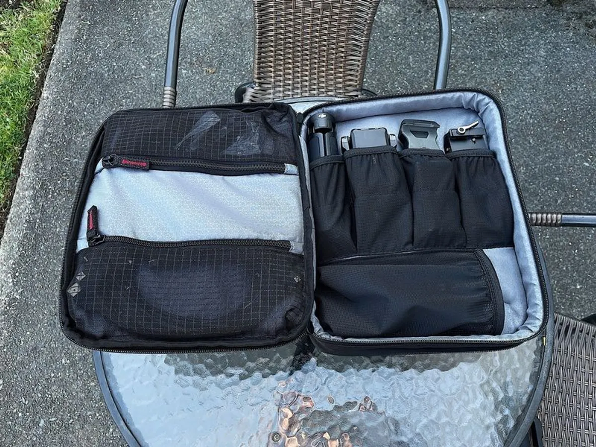 DJI (Ronin) RSC 2 Pro Combo Camera Gimbal - Image 3