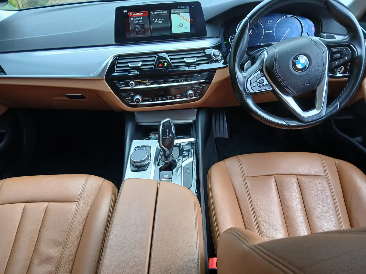 🆕️2018 BMW 5-Series 530e Plug-in Hybrid🆕️ - Image 4