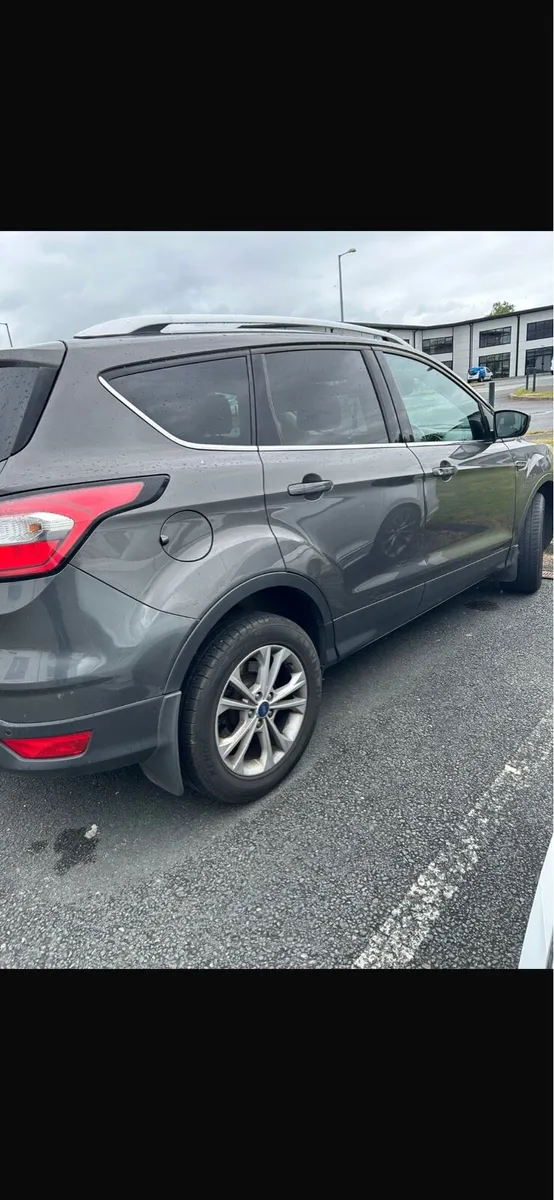 Ford Kuga - Image 4