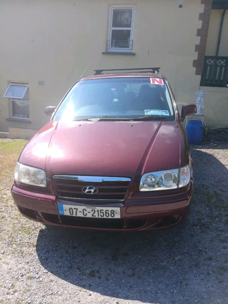 07 Hyundi Trajet 2.0L seven seater . - Image 1