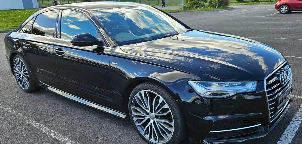 Audi A6 2.0 TDI S-Line Ultra– Sleek Black Beauty - Image 4