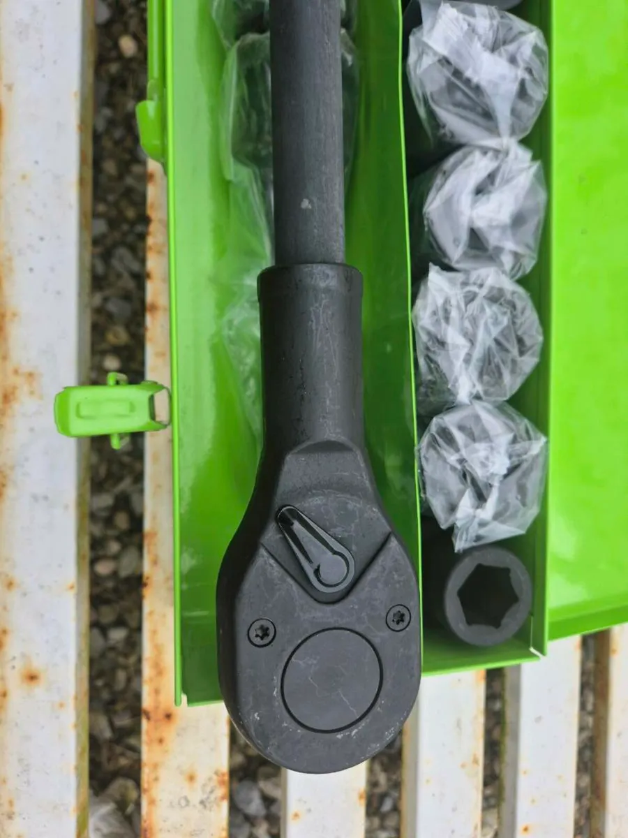 Heavy duty socket set - Image 3