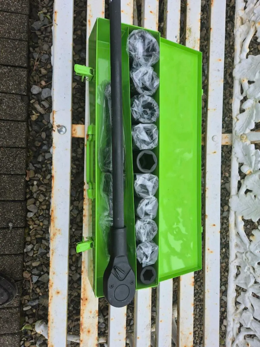 Heavy duty socket set - Image 4