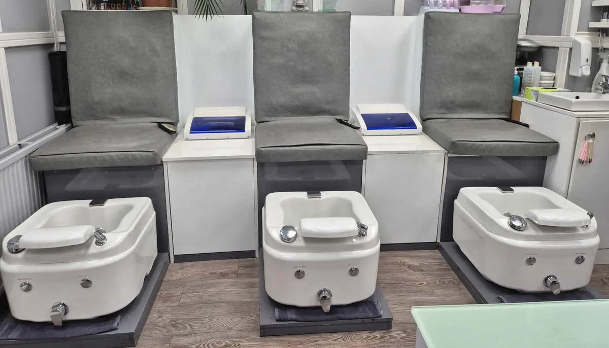 Pedicure unit with Pedicure Bowl - Image 1