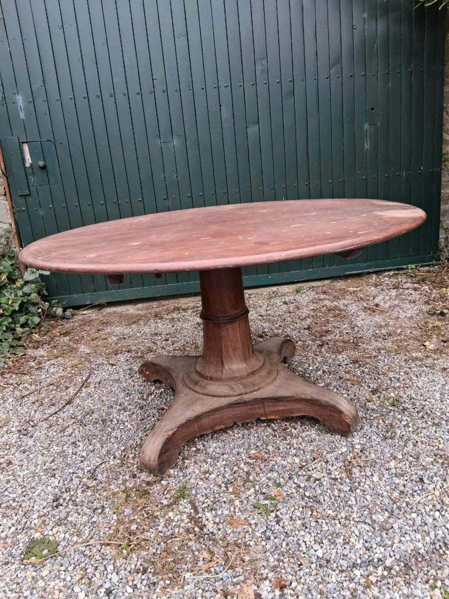 Round mahogany pedestal table - Image 2