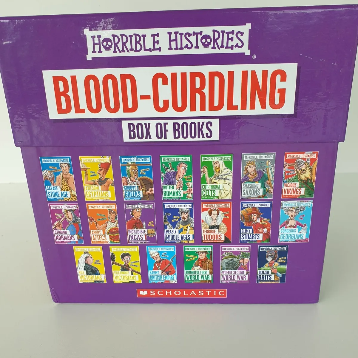 Horrible Histories 20 book boxset - Image 2