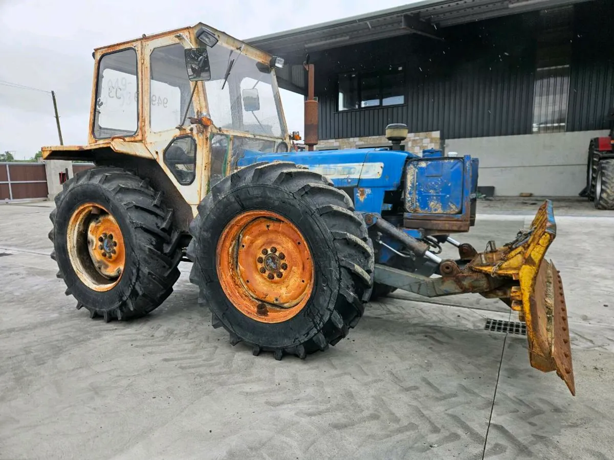 Ford County tractor - Image 1