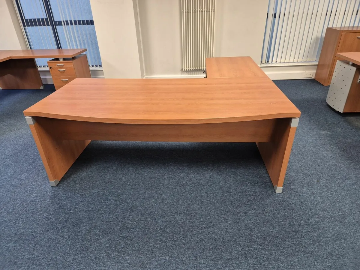 Preowned 2m Executive Desk with Return - £295+VAT - Image 3