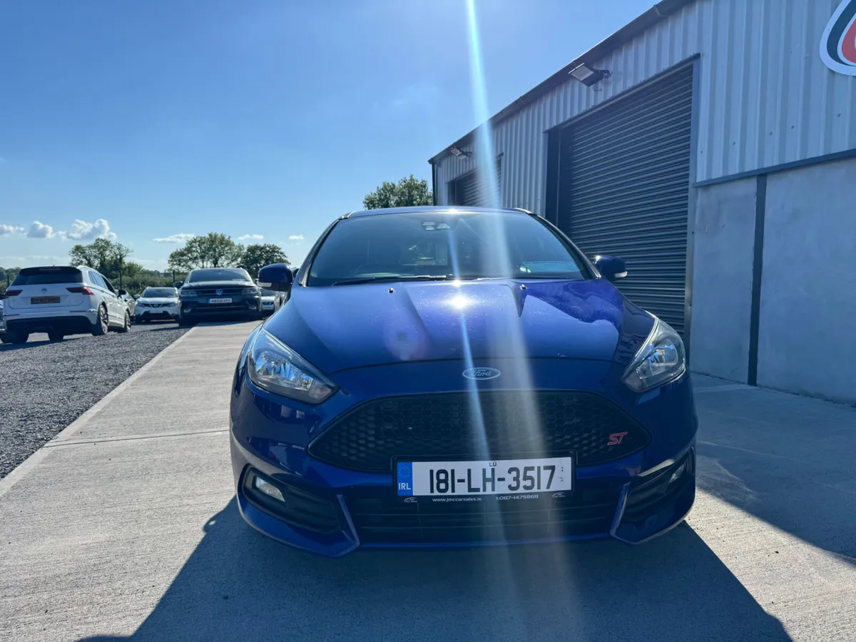 HUGE SPEC FORD FOCUS ST-2 185BHP - Image 2