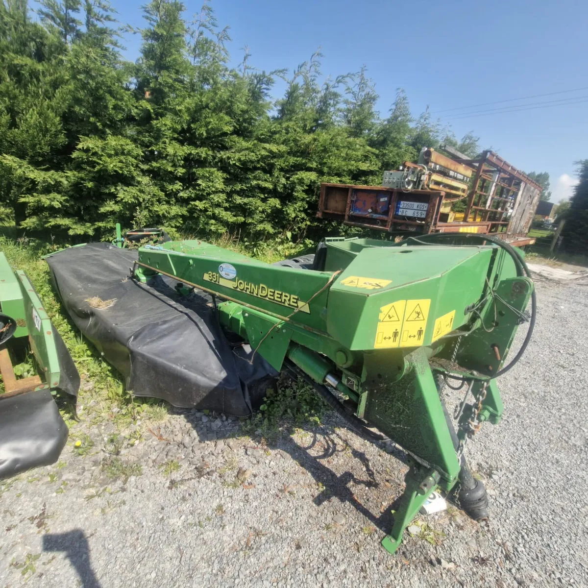 John Deere 331 Mower - Image 1
