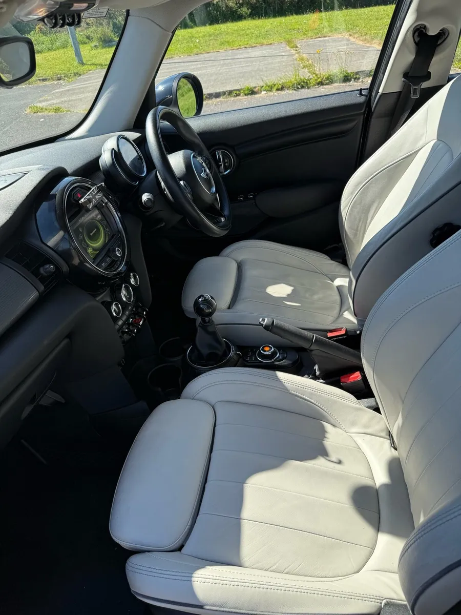 Mini Cooper 2017 1.5 Petrol 5DR | Chili Pack - Image 2