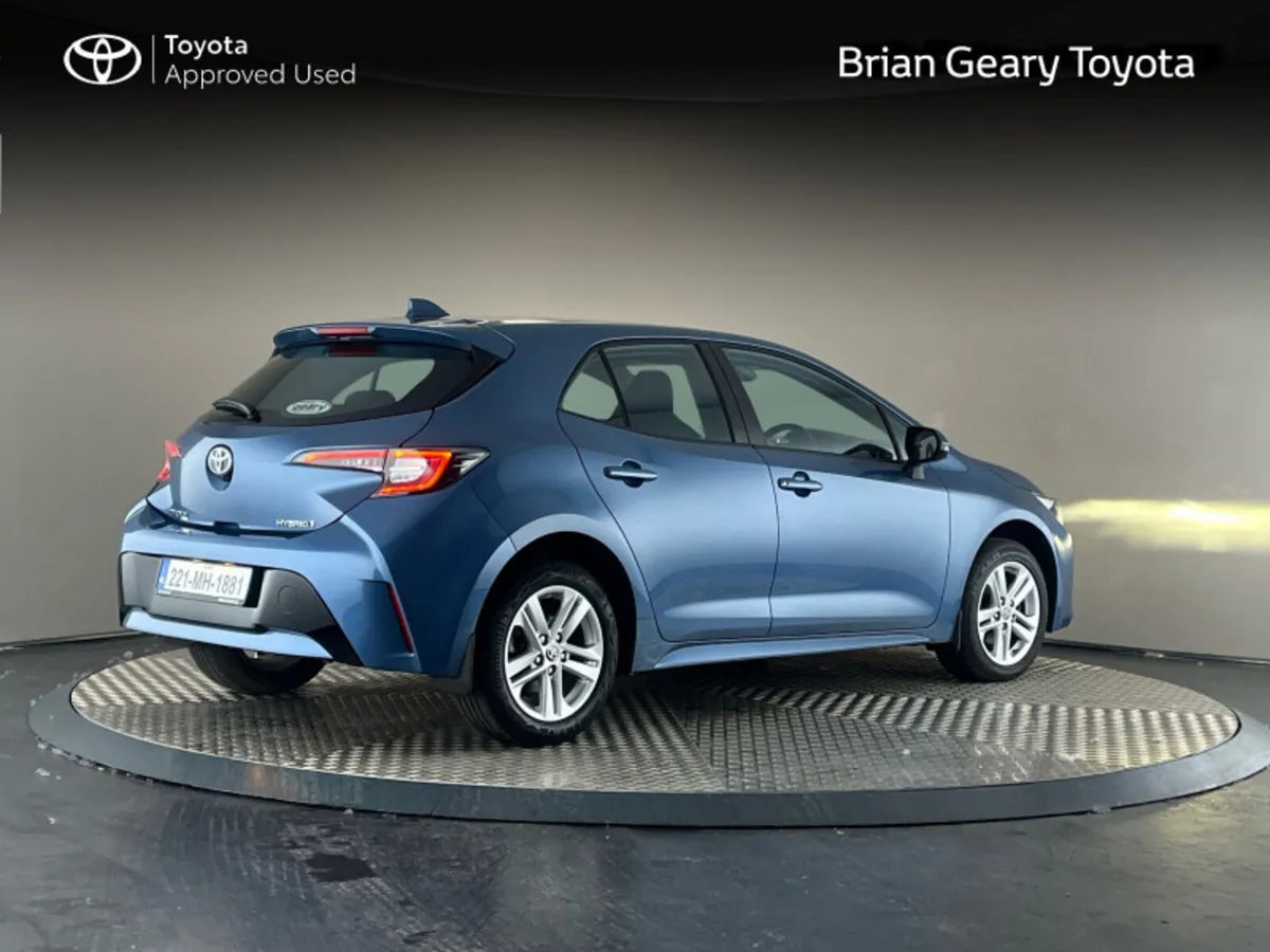Toyota Corolla HYBRID LUNA H/B - Image 2