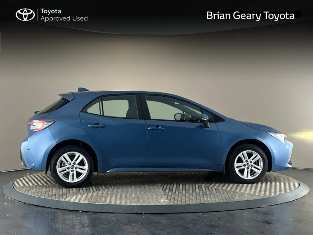 Toyota Corolla HYBRID LUNA H/B - Image 3