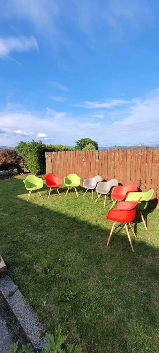Chairs for sale - Image 3