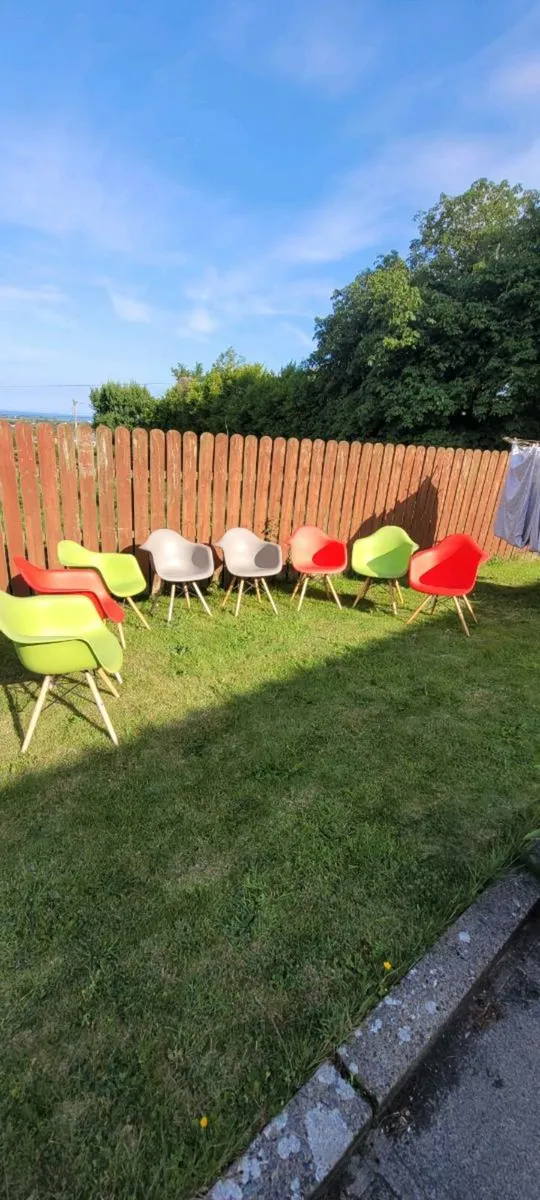 Chairs for sale - Image 4
