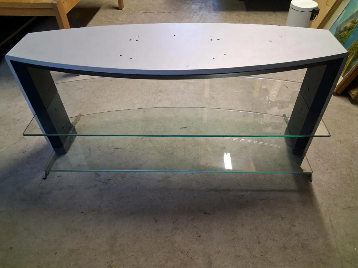 Tv stand - Image 3