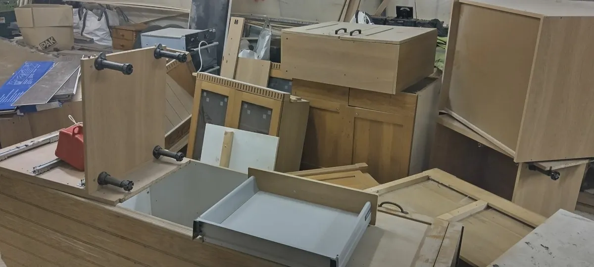 Solid Oak Kitchen - Image 2