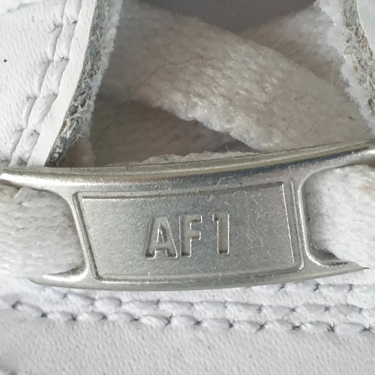Nike air force 1 trainers triple white size 4 - Image 2