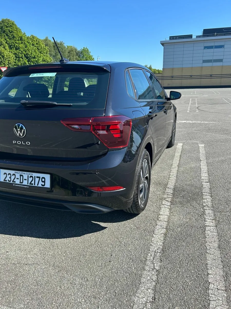 Volkswagen Polo 2023 - Image 4
