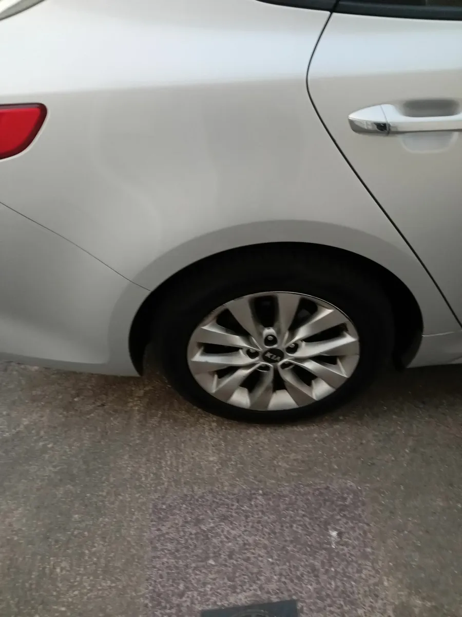 Kia Optima 2017 - Image 3