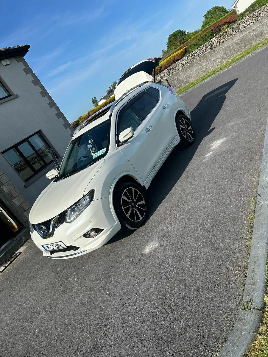 Nissan X-Trail Low km - Image 4