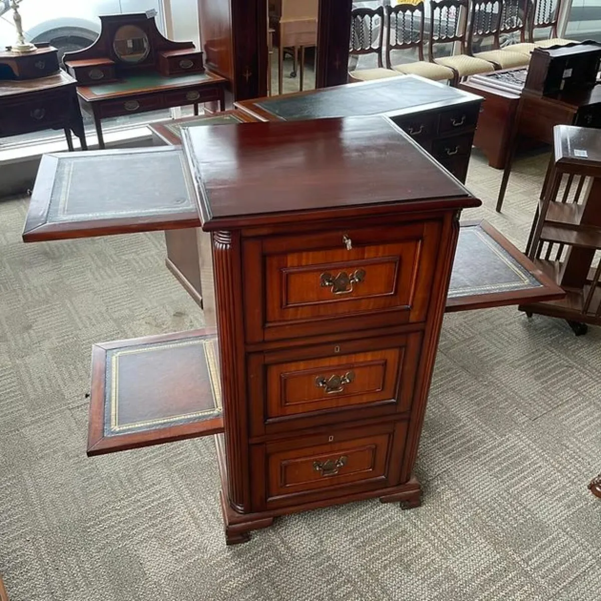 Fabulous quality mahogany three drawer filling cab - Image 3