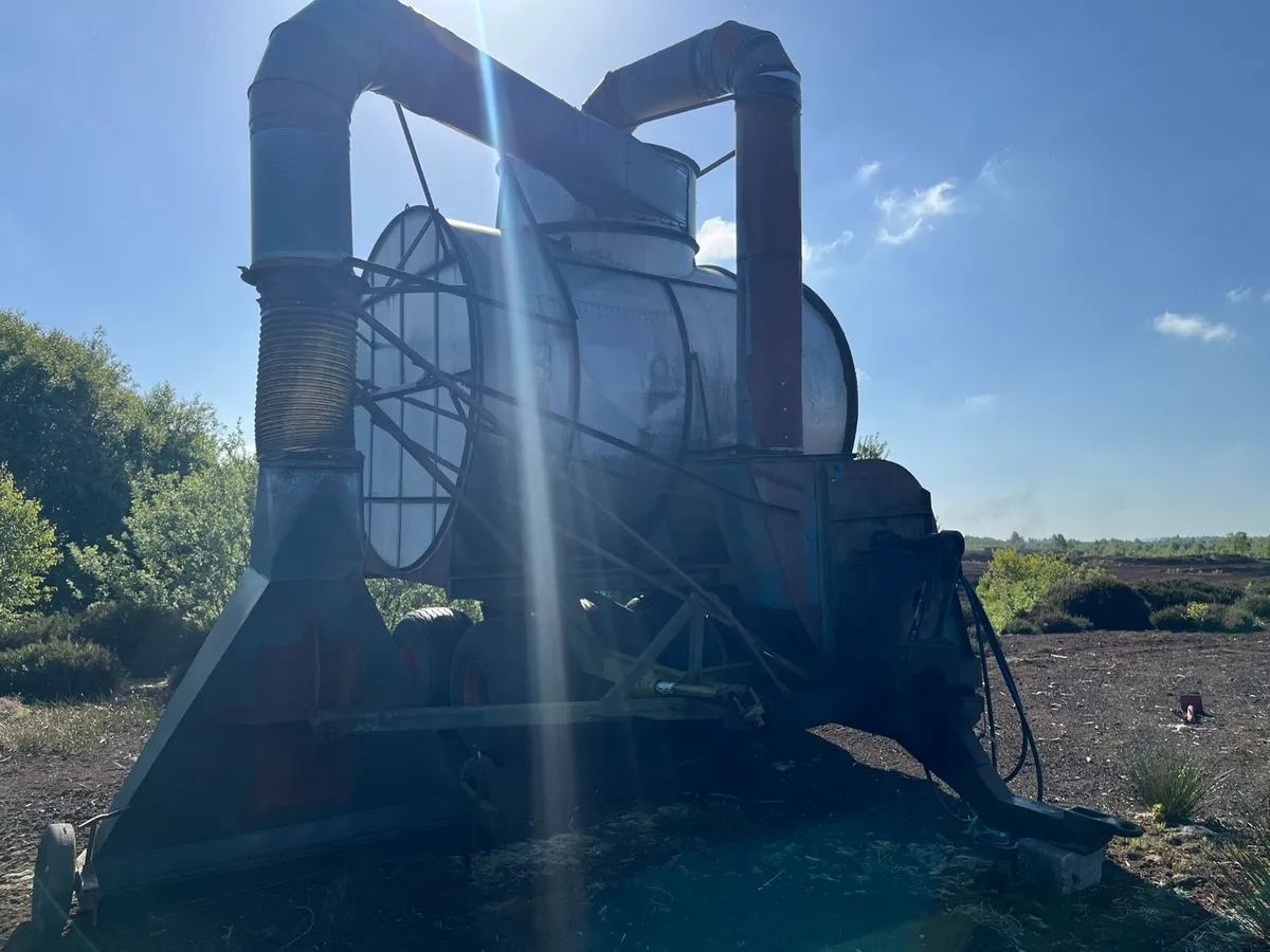 Peat vacuum harvester - Image 1