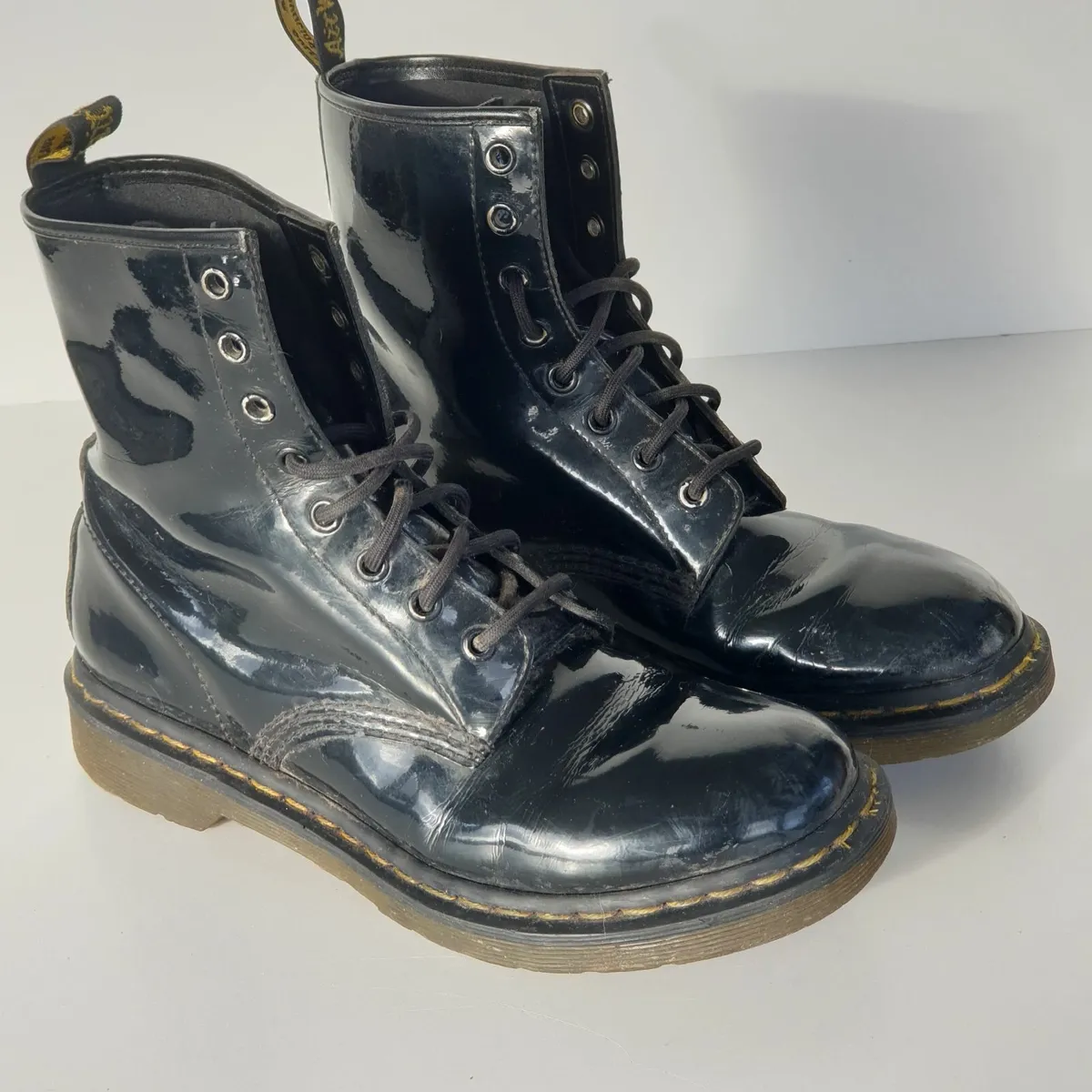 Dr Martens boots black patent leather size 7 - Image 1