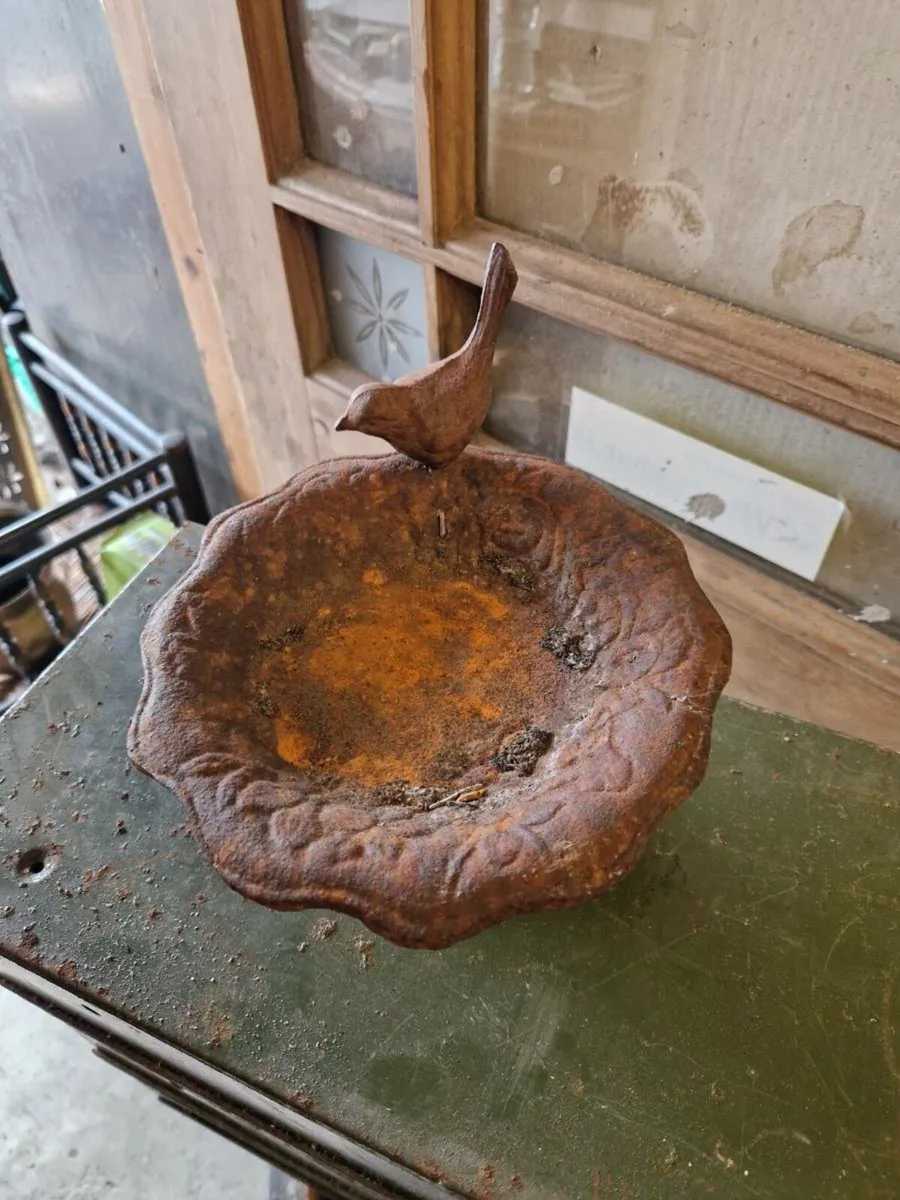 Vintage Weathered Bird Bath - Image 2