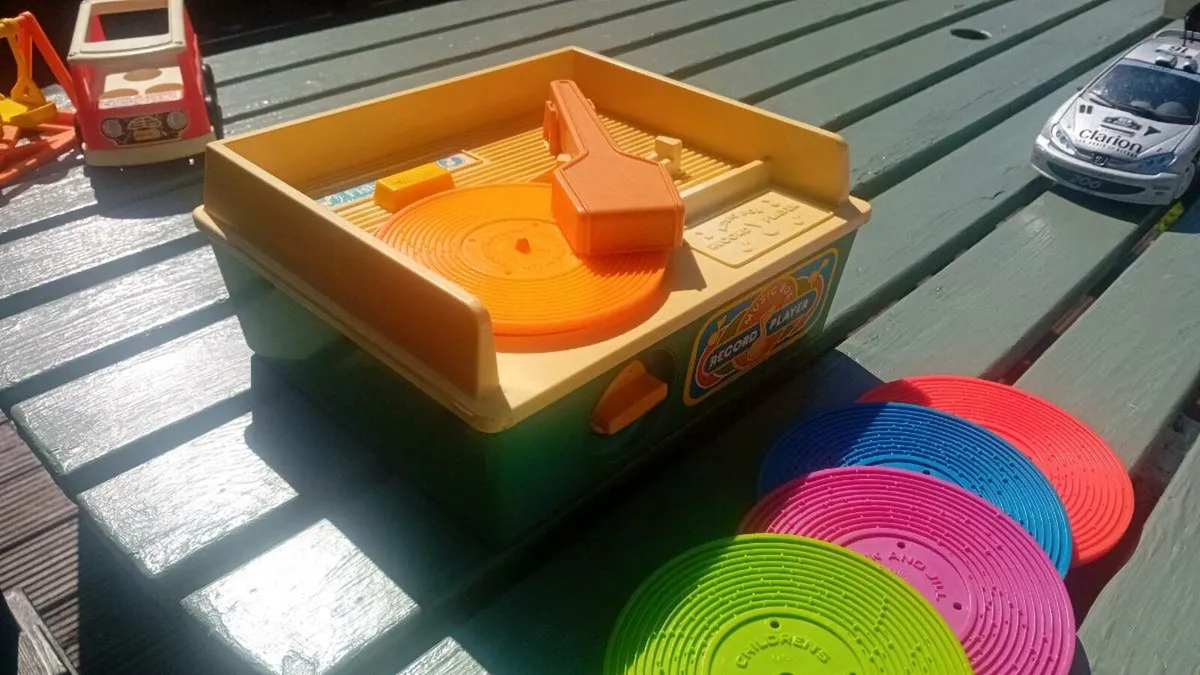 Vintage Fisher Price record player - Image 2