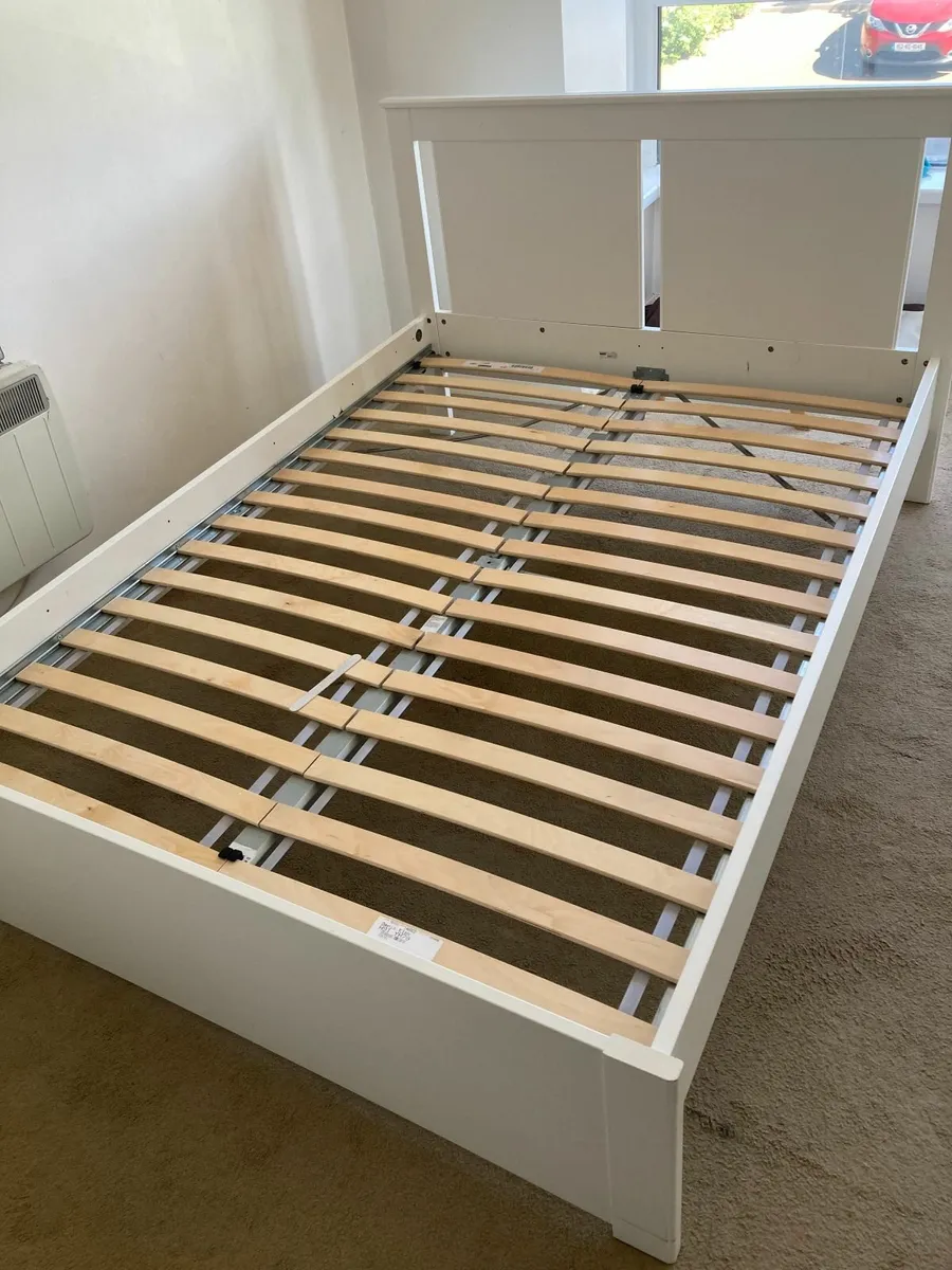 Double bedframe IKEA  Songesand - Image 4