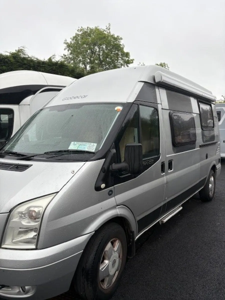 2009 Dethleffs Globecar Motorhome - Image 2