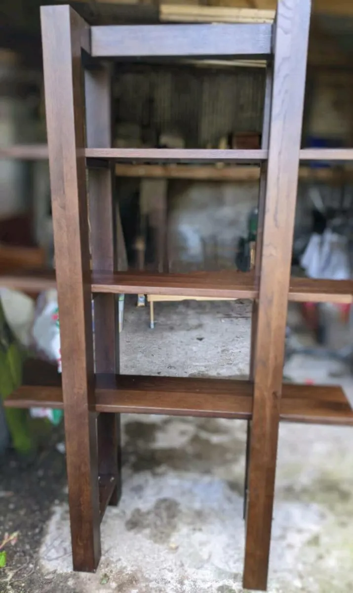 Ash display shelving - Image 1