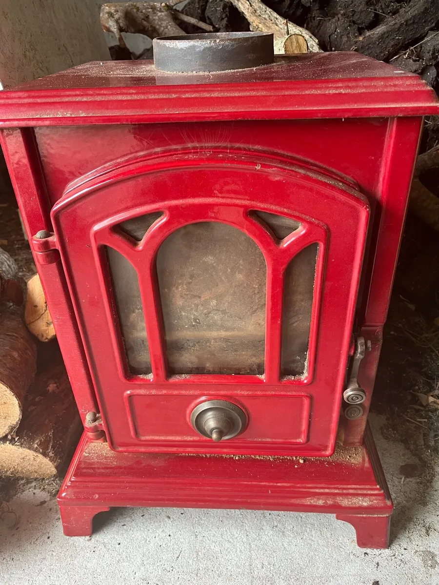 Cast iron Red stove - Image 1