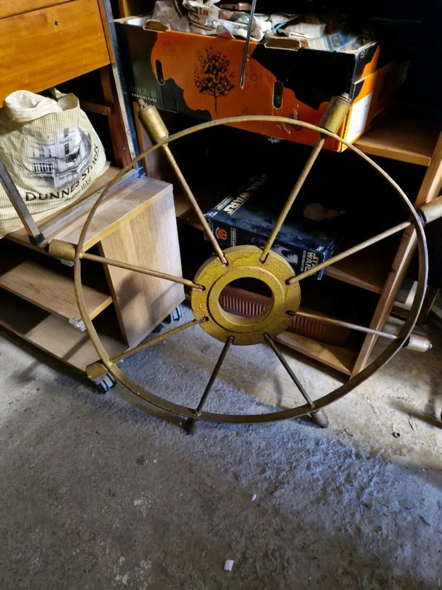 Vintage Antique Ships Steering Wheel - Image 2