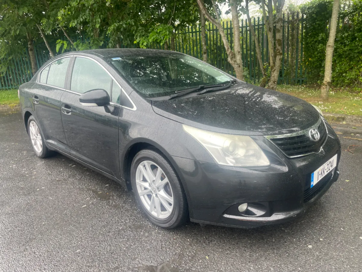 Toyota Avensis 2011 Petrol - Image 2