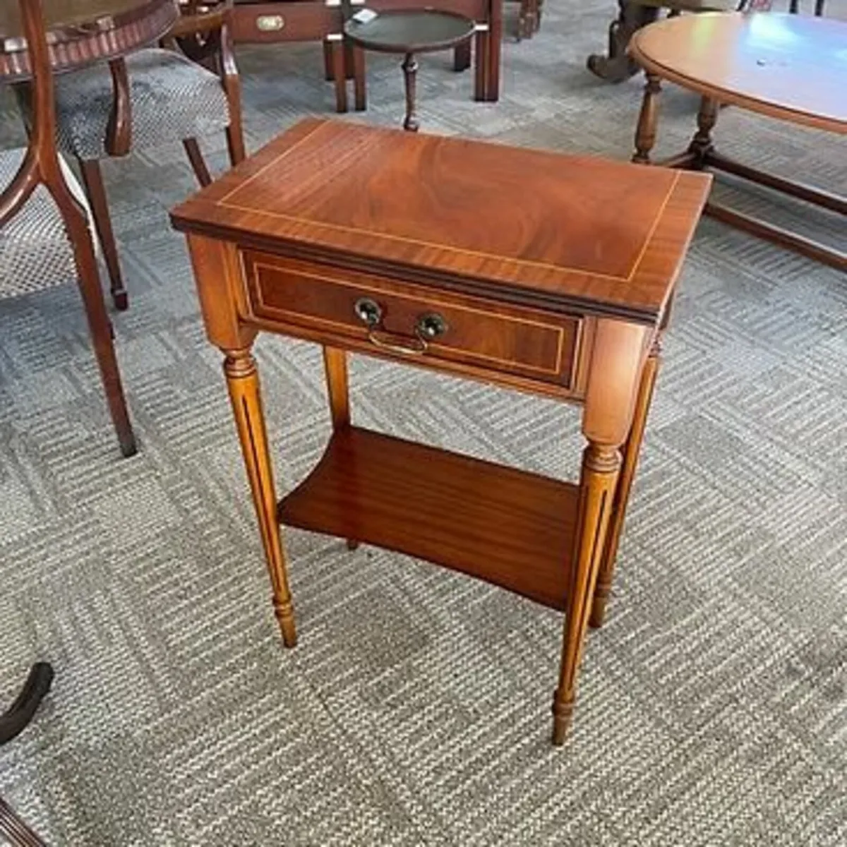 Beautiful mahogany flamed side console table. Refu