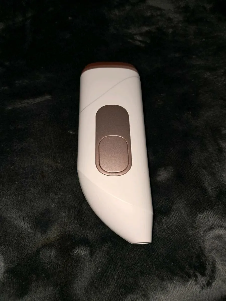 Laser hair removal device - Image 1