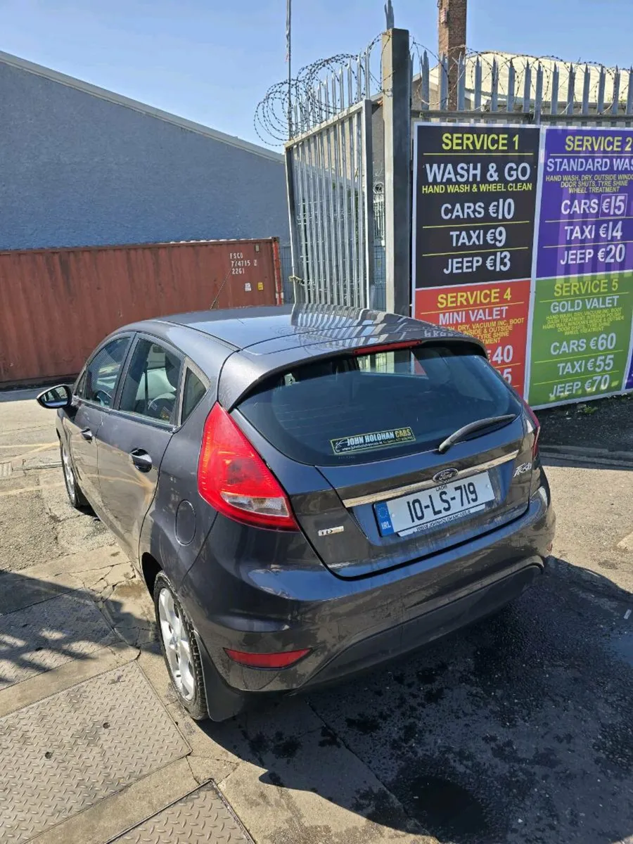 Ford fiesta 2010 tax 08/ 25 - Image 2