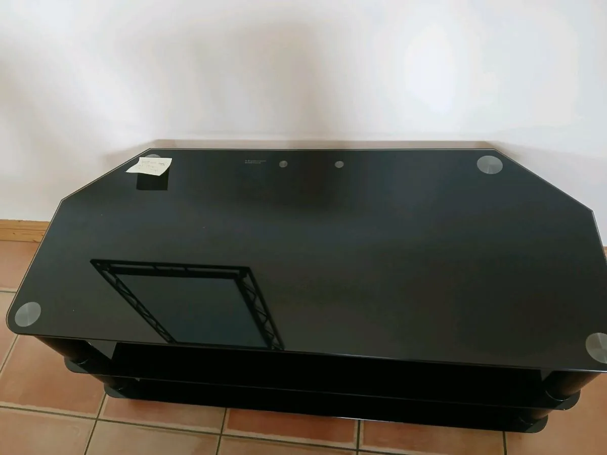 Immaculate TV Stand - Image 3