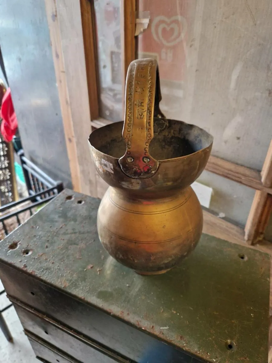 Vintage Brass Pot Spittoon - Image 3