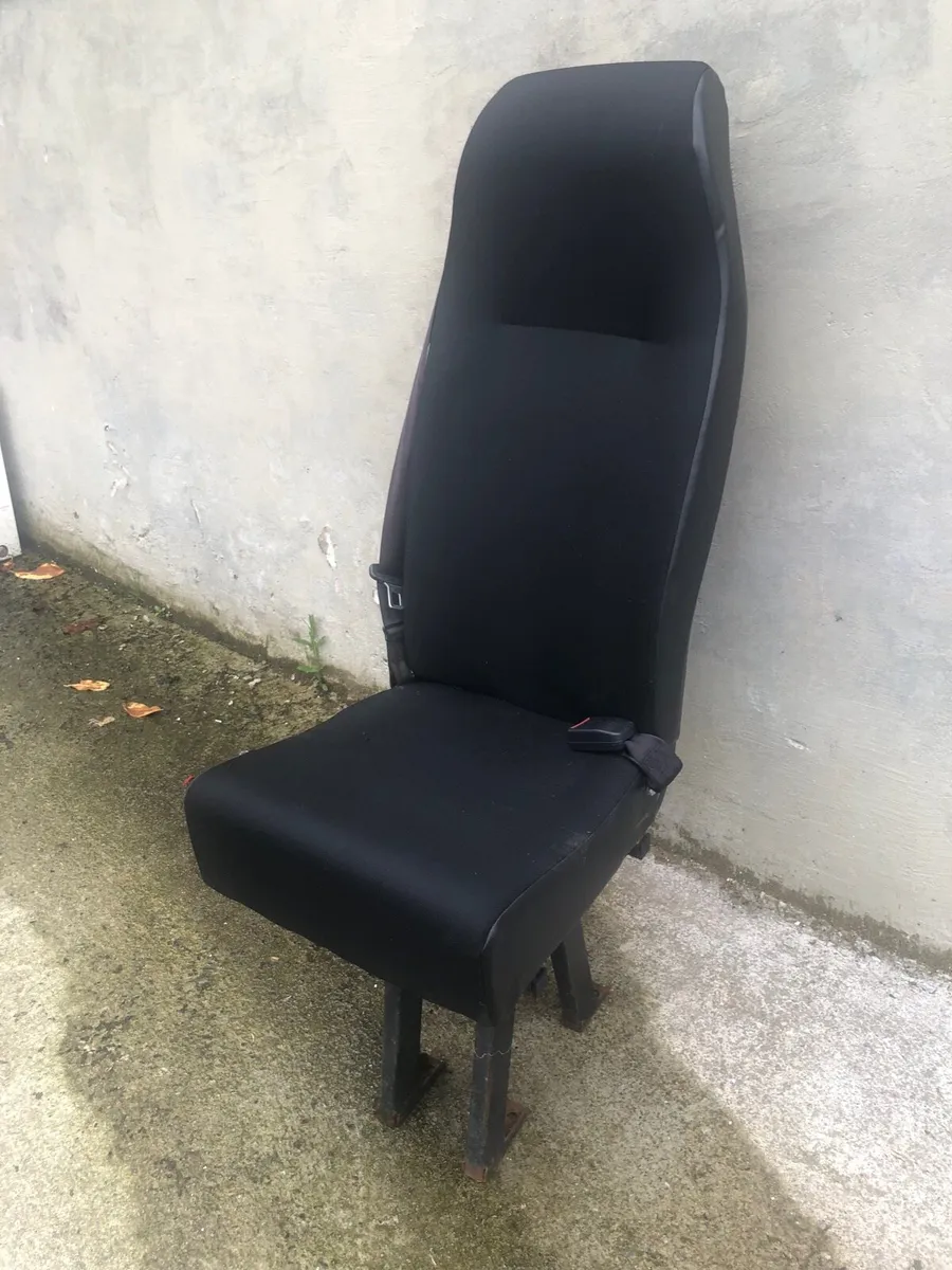 SINGLE CAMPER OR CREWCABS OR MINIBUS SEAT - Image 3