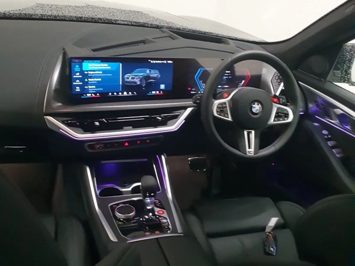 BMW XM G09 50e Driving Assistant Professional - Image 4