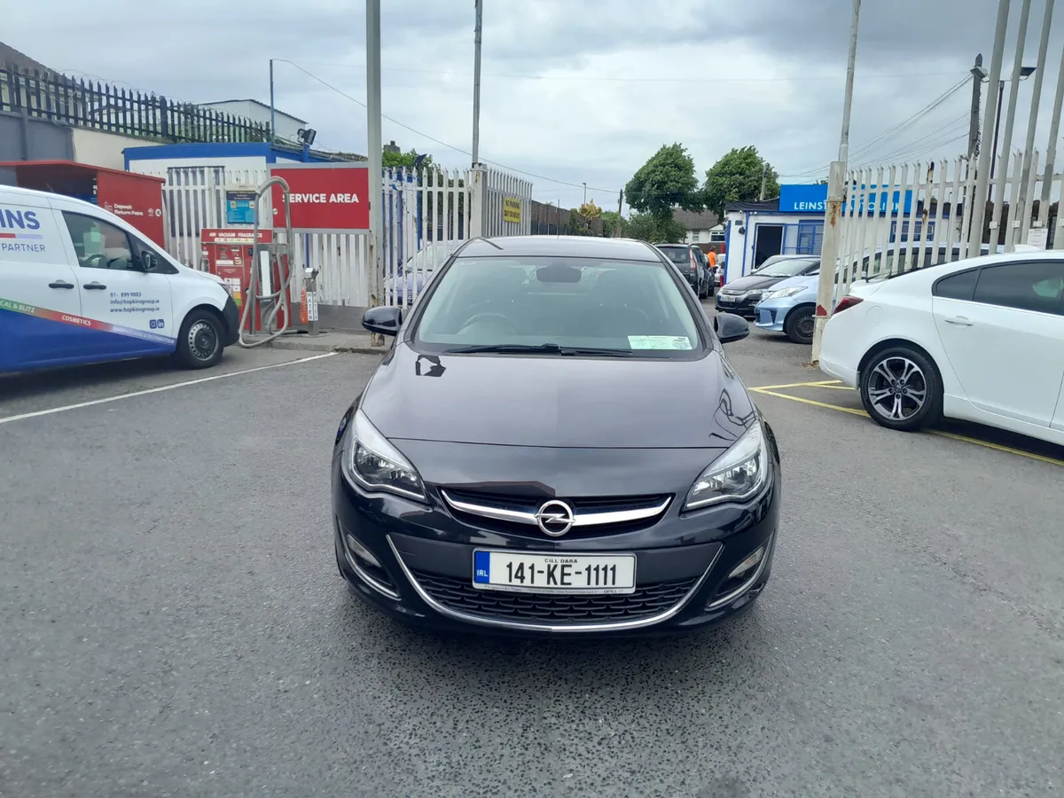 Opel Astra 2014 126,000 kms - Image 2