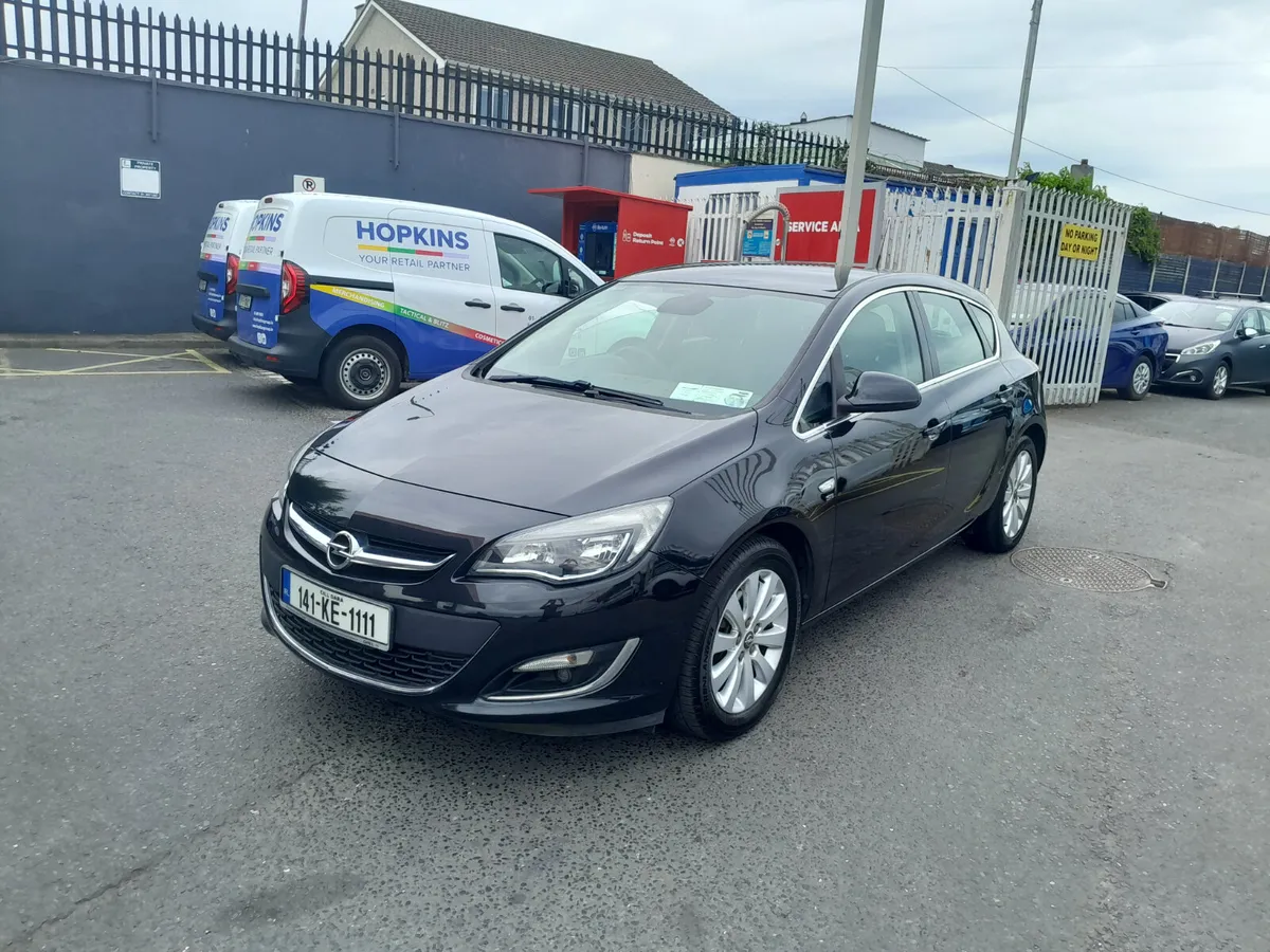 Opel Astra 2014 126,000 kms - Image 3