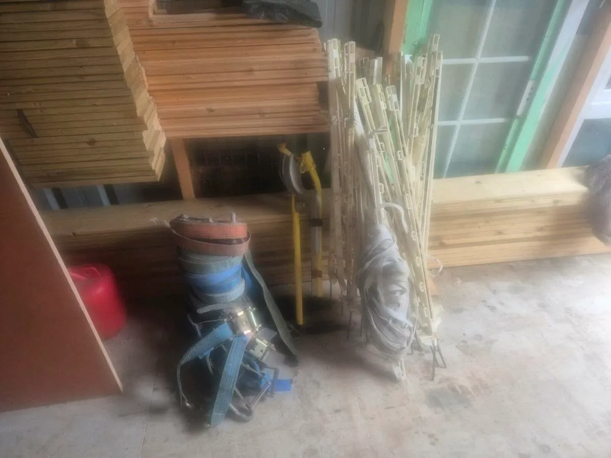 Garage Tools & DIY to Clear - Image 1