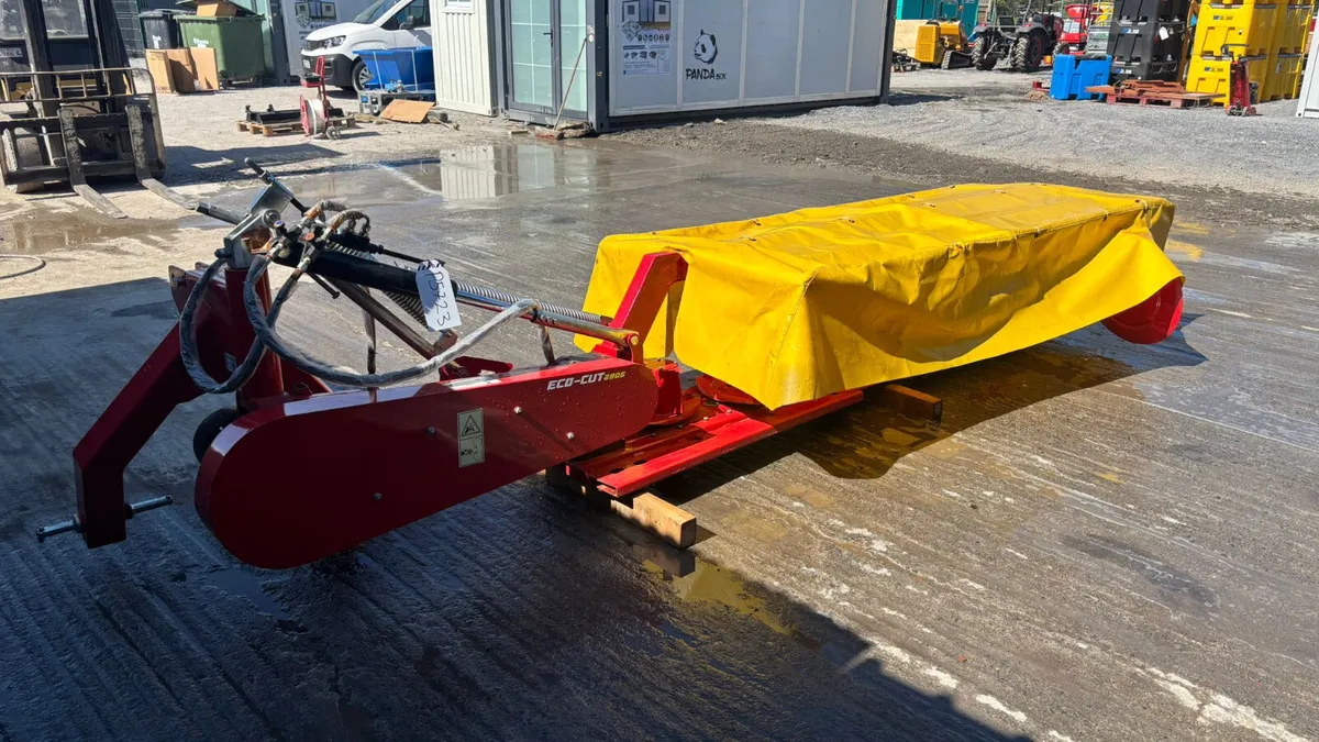 New and Unused Eco-Cut 10ft Disc Mower - Image 4