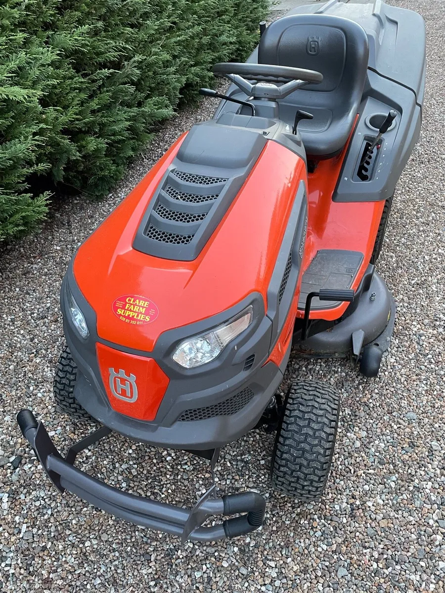 Husqvarna TC242T - Image 1
