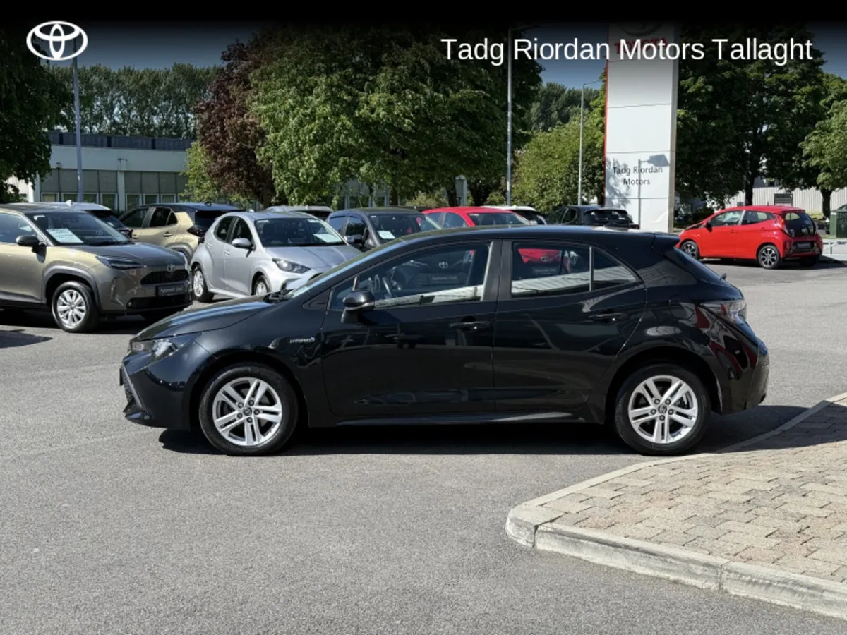 Toyota Corolla HYBRID LUNA H/B - Image 4